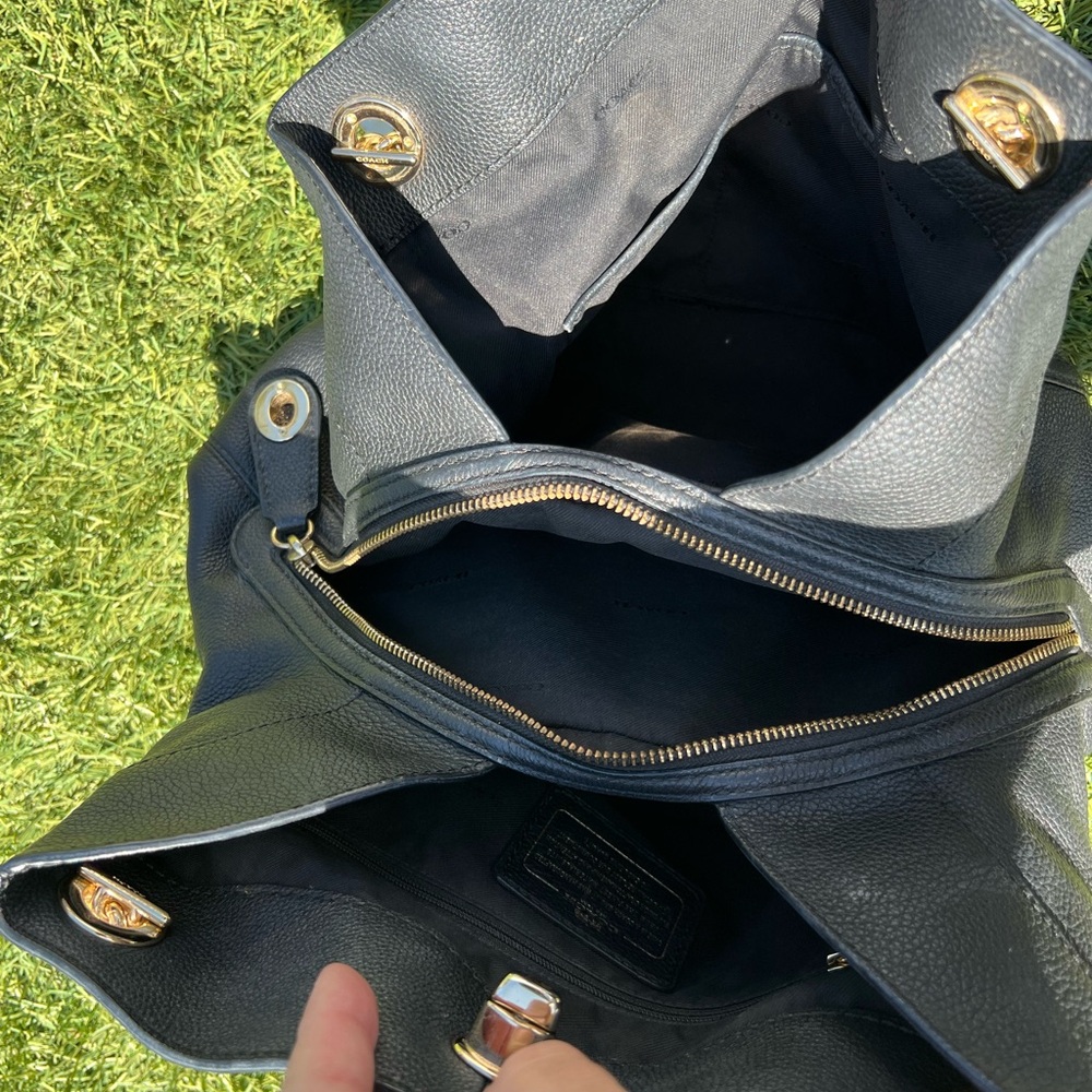 Coach Edie Turnlock Shoulder Bag - C1684-36855 - Picture 10 of 16